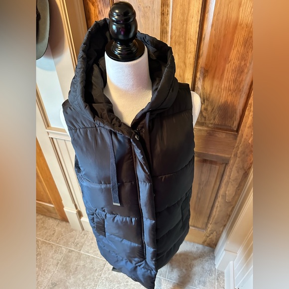 Esqualo Black Bodywarmer Hoodie - US 6 - Picture 6 of 13